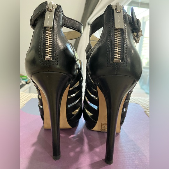 Michael Kors strappy heels 5.5 - Picture 5 of 8